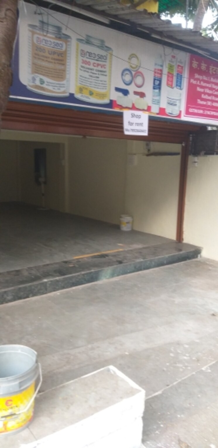 Room, adarsh-nagar-chs-uthalsar Commercial Shop 350 Sq.Ft. In Uthalsar Thane 9703698
