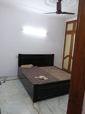 2 BHK Builder Floor For Rent in Paryavaran Complex