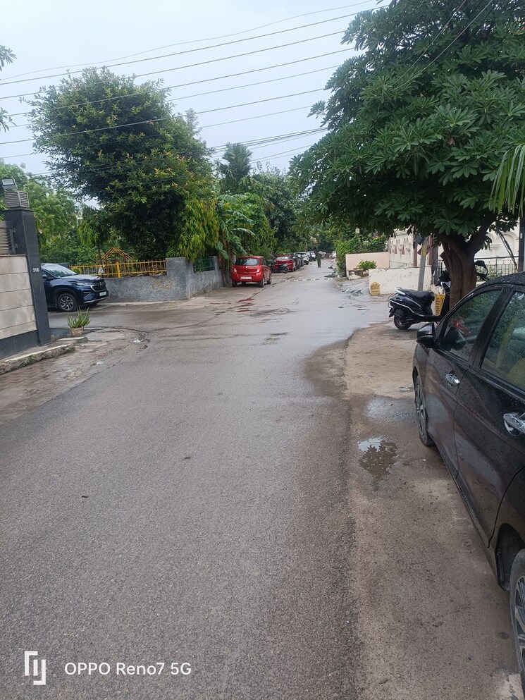  Parking, rajendra nagar sector 5 5 Bedroom 200 Sq.Yd. Independent House In Rajendra Nagar Sector 5 Ghaziabad 9703705