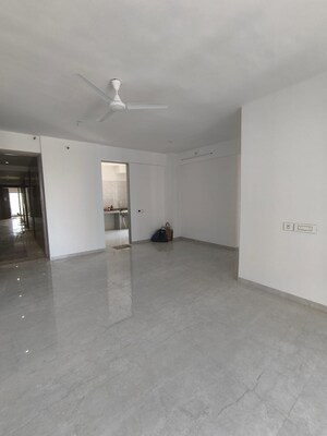 3 BHK Apartment For Rent in Ekta Tripolis, Goregaon West