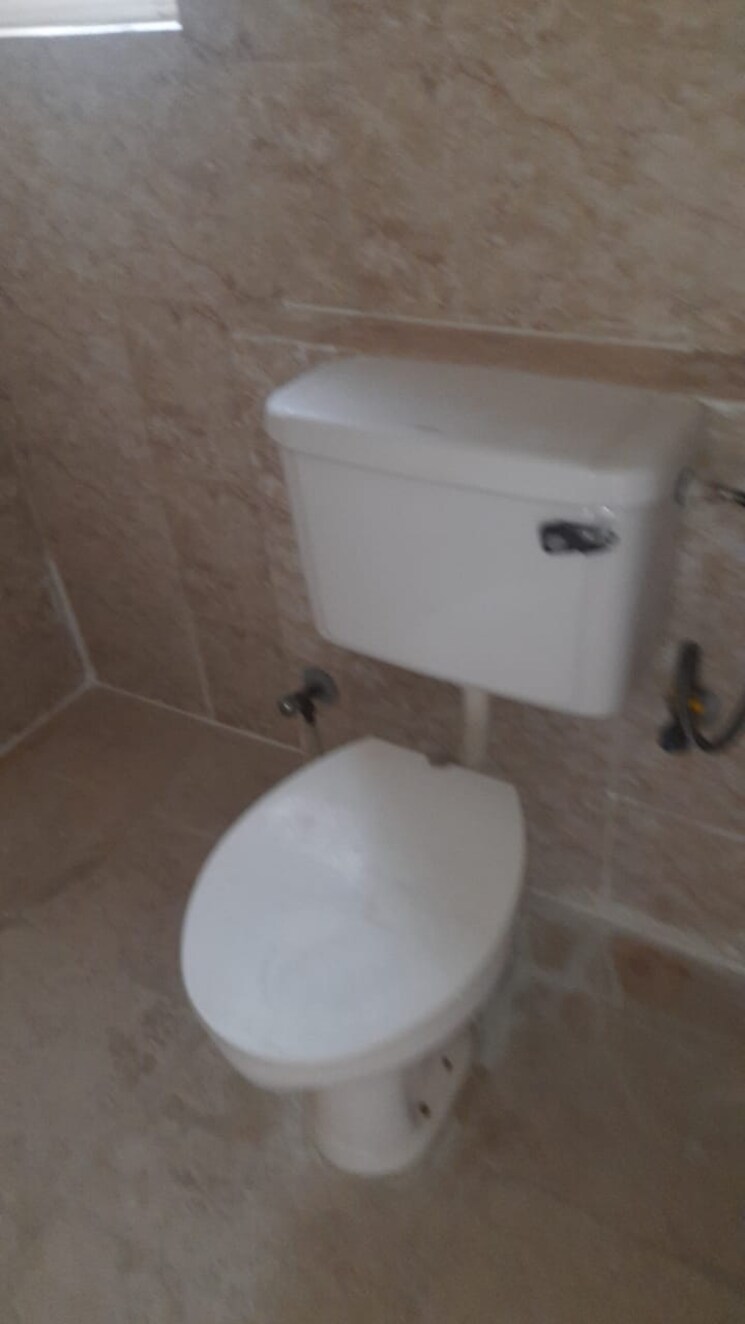 Bathroom, today-ridge-residency 2 Bedroom 930 Sq.Ft. Apartment In Sector 135 Noida 9703716