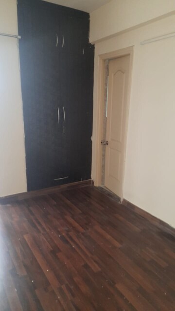 Room in 2 BHK Apartment at Today Ridge Residency, Sector 135 – for Sale