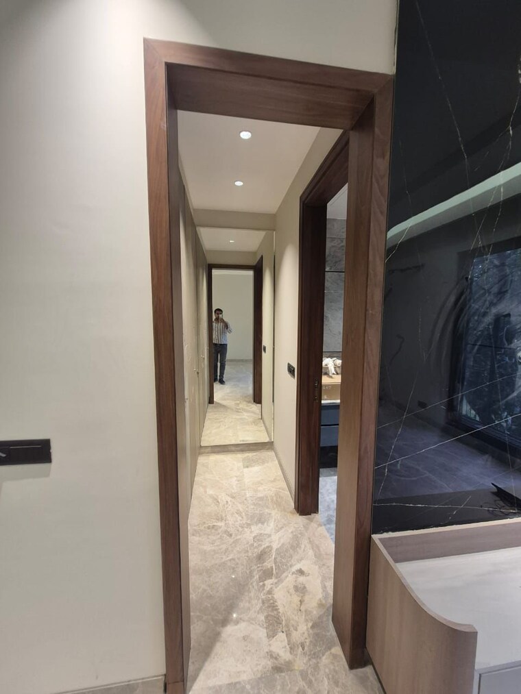 undefined, east of kailash 3 Bedroom 125 Sq.Yd. Builder Floor In East Of Kailash Delhi 9703715