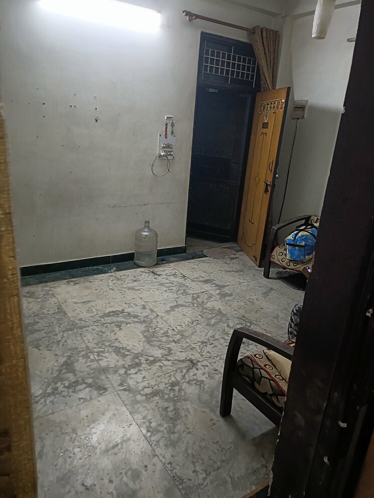 Bedroom, vrindavan-garden-ghaziabad 5 Bedroom 70 Sq.Yd. Independent House In Raj Bagh Ghaziabad 9703726