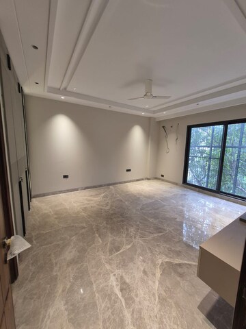 Room in 3 BHK Builder Floor at East Of Kailash – for Rent