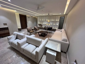 Master Bedroom in 2.5 BHK Apartment at Housing Board Colony Sector 17, Sector 17a – for Rent