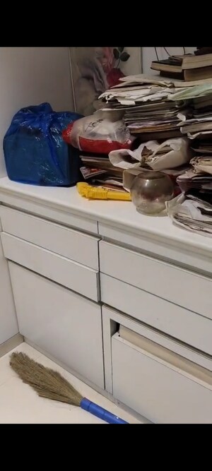 Parking in 2 BHK Apartment at Kurla East – for Rent