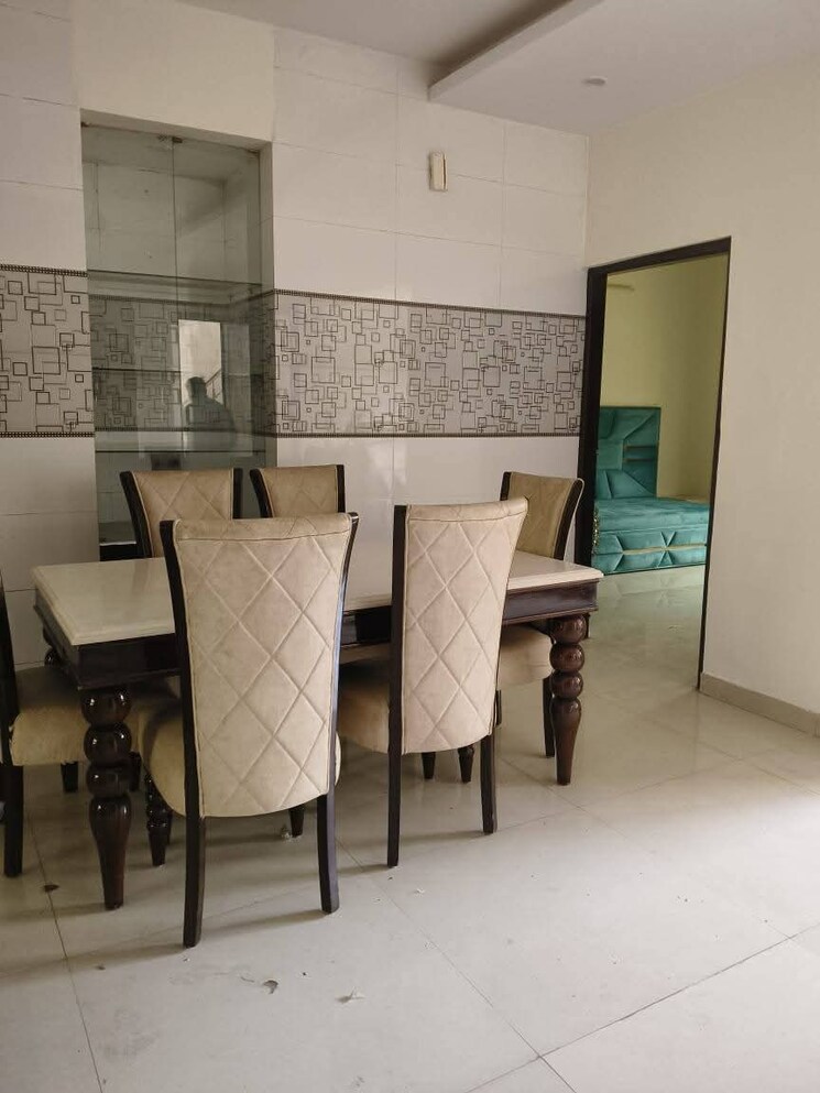 Master Bedroom, housing-board-colony-sector-17 3.5 Bedroom 1890 Sq.Ft. Apartment In Sector 17a Gurgaon 9703768