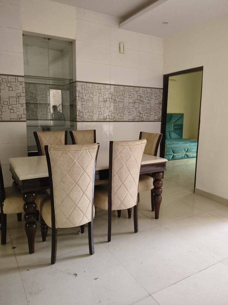 Master Bedroom, housing-board-colony-sector-17 3.5 Bedroom 1890 Sq.Ft. Apartment In Sector 17a Gurgaon 9703768
