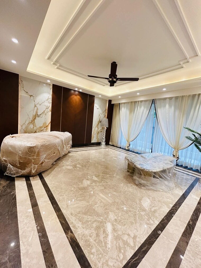 Master Bedroom, housing-board-colony-sector-17 3.5 Bedroom 1890 Sq.Ft. Apartment In Sector 17a Gurgaon 9703768