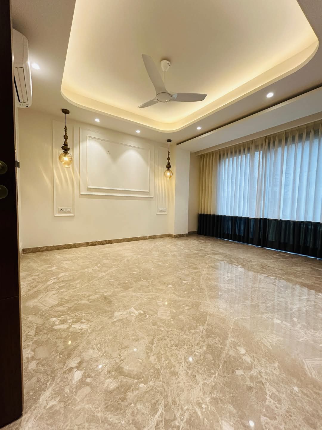 3.5 BHK + Pooja Room 1890 Sq.Ft. Apartment in Housing Board Colony Sector 17