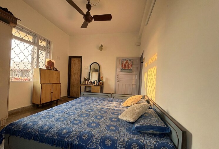 Bedroom, mig-colony 2 Bedroom 950 Sq.Ft. Apartment In Worli Mumbai 9703772