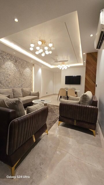 Living Room in 4 BHK Apartment at Housing Board Colony Sector 17, Sector 17a – for Rent