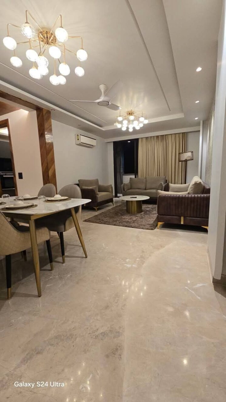 Living Room, housing-board-colony-sector-17 4 Bedroom 3200 Sq.Ft. Apartment In Sector 17a Gurgaon 9703779