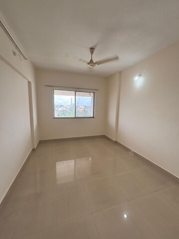 Room in 3 BHK Apartment at Namrata Magic Pimple Saudagar, Pimple Saudagar – for Rent