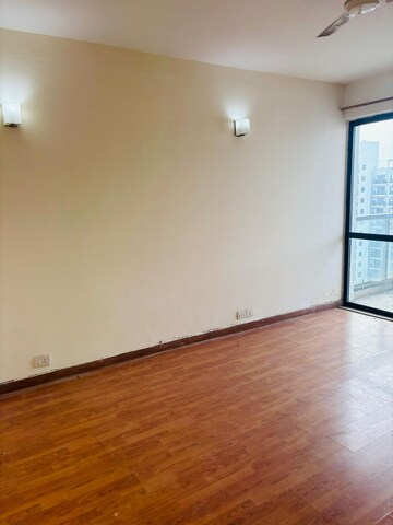 4 BHK Builder Floor For Sale in Unitech Nirvana Country Aspen Greens, Sector 50