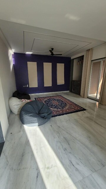 Bedroom in 5 BHK Independent House at Manjalpur – for Rent