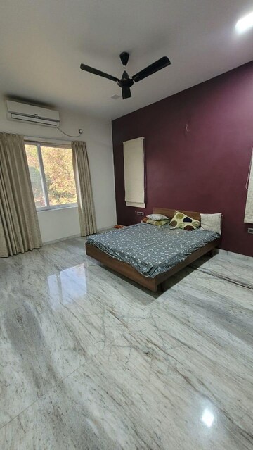 Bedroom in 5 BHK Independent House at Manjalpur – for Rent