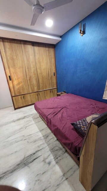 Bedroom in 5 BHK Independent House at Manjalpur – for Rent