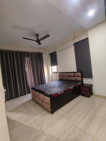Bedroom in 2 BHK Apartment at Ansal Plaza Gurgaon, Palam Vihar – for Rent