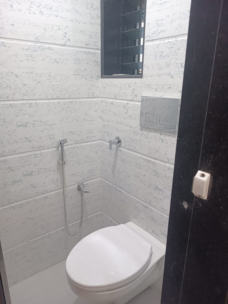 Bathroom, sector 13 kopar khairane 1 Bedroom 670 Sq.Ft. Apartment In Sector 13 Kopar Khairane Navi Mumbai 9703833