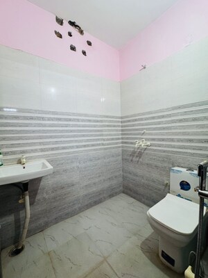 Bathroom in 1 BHK Builder Floor at Saket – for Rent