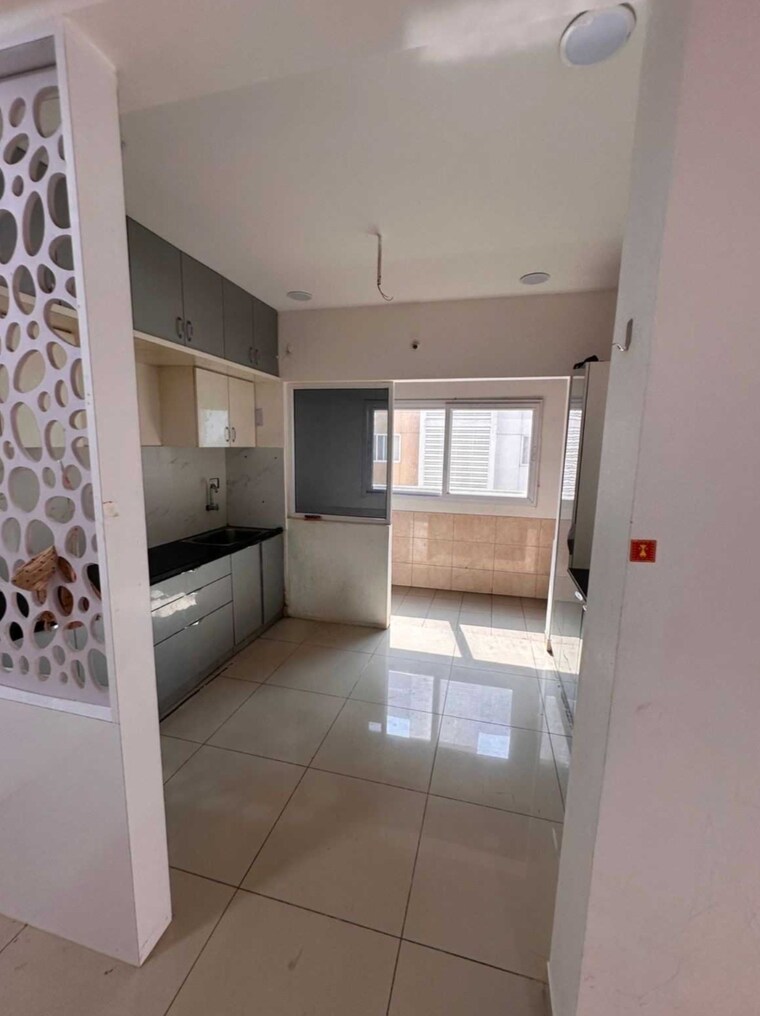 Kitchen, accurate-wind-chimes 3 Bedroom 1700 Sq.Ft. Apartment In Gachibowli Hyderabad 9703914