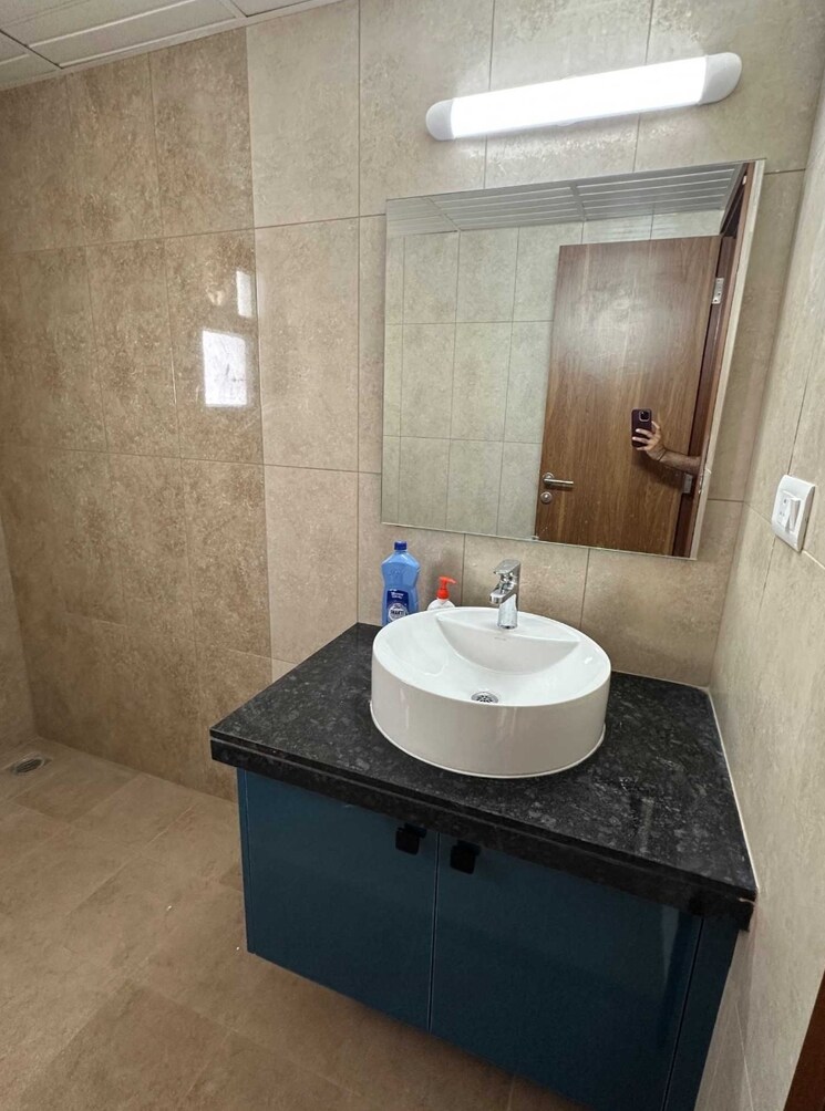 Bathroom, prestige-tranquil 3 Bedroom 2049 Sq.Ft. Apartment In Kokapet Hyderabad 9703915