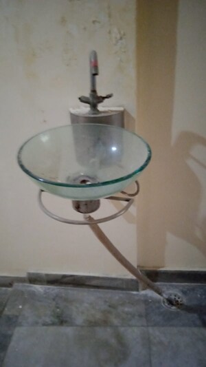 Bathroom in 1 BHK Independent House at Sector 14 – for Rent