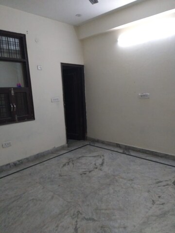 Room in 1 BHK Independent House at Sector 14 – for Rent