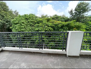 Balcony in 1 BHK Independent House at Sector 14 – for Rent