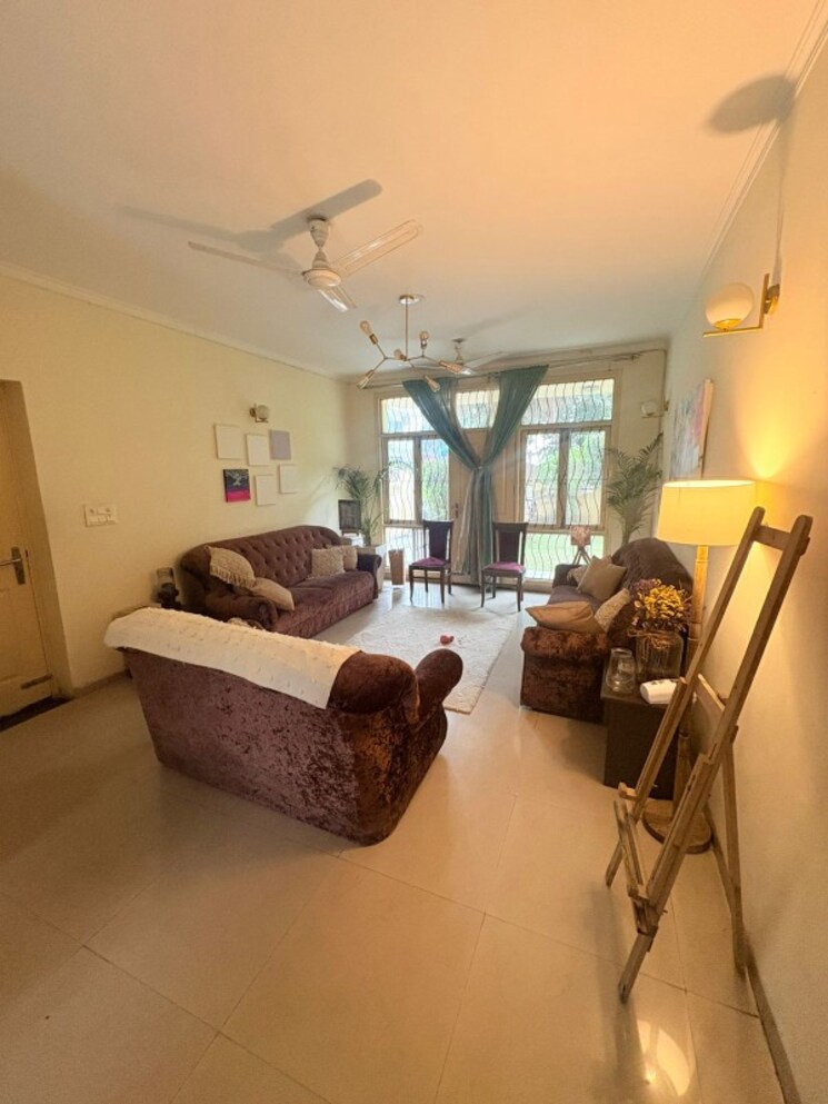 Living Room, sector 14 1 Bedroom 669 Sq.Ft. Independent House In Sector 14 Gurgaon 9703956