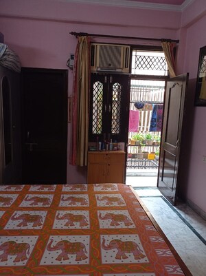 Bedroom in 1.5 BHK Builder Floor at SAP Homes, Sector 49 – for Rent