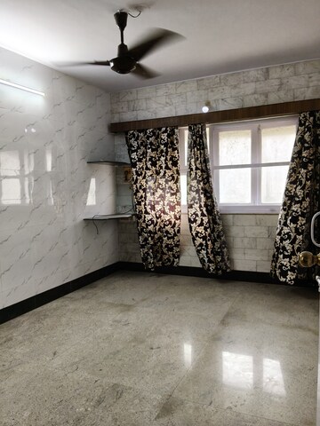 Parking in 2 BHK Apartment at Star Avenue Kalina, Kalina – for Rent