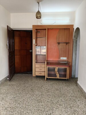 Bathroom in 1 BHK Apartment at Ashirwad CHS Santacruz East, Santacruz East – for Rent