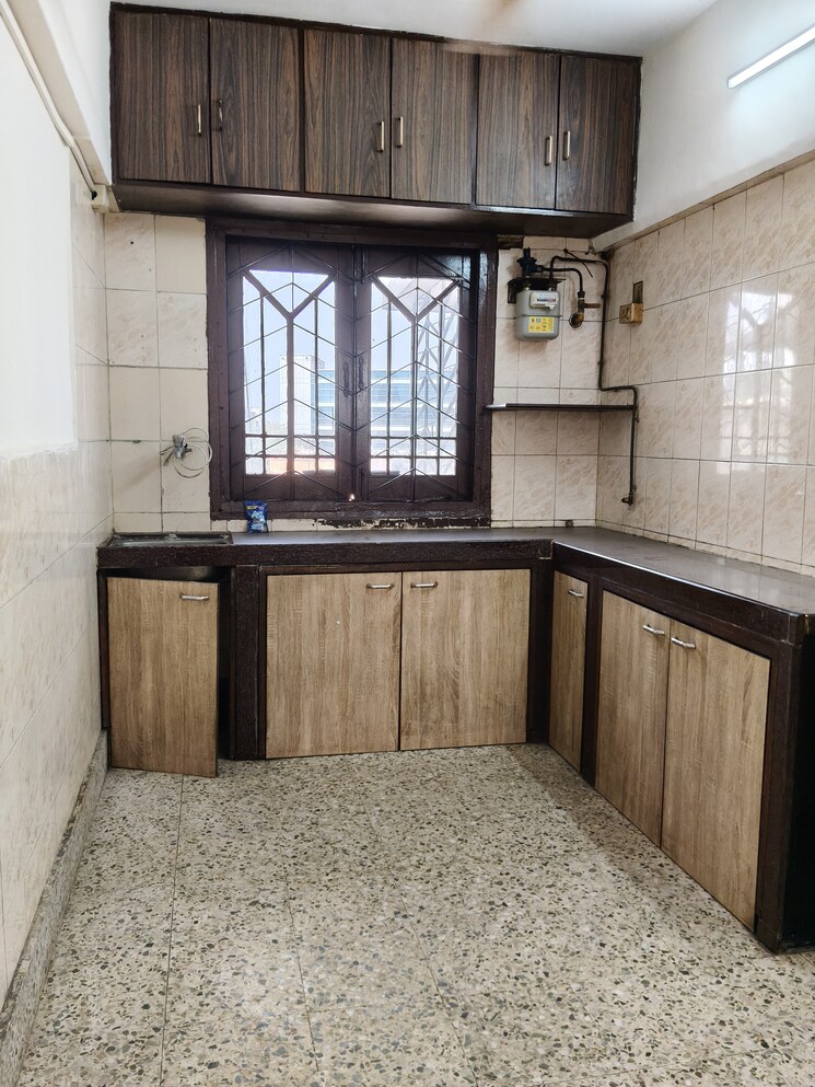 Kitchen, ashirwad-chs-santacruz-east 1 Bedroom 550 Sq.Ft. Apartment In Santacruz East Mumbai 9703970