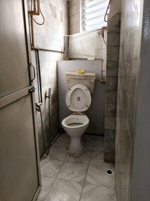 Bathroom in 1 BHK Apartment at Ashirwad CHS Santacruz East, Santacruz East – for Rent