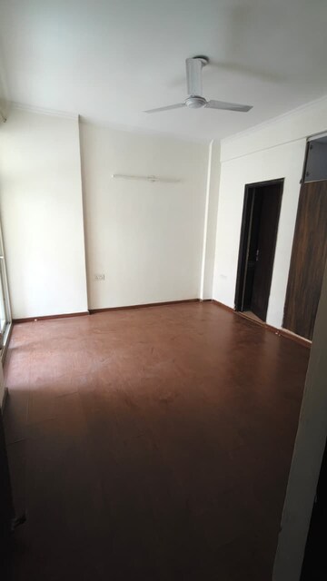 3 BHK Apartment For Rent in Amrapali Heartbeat City, Sector 107