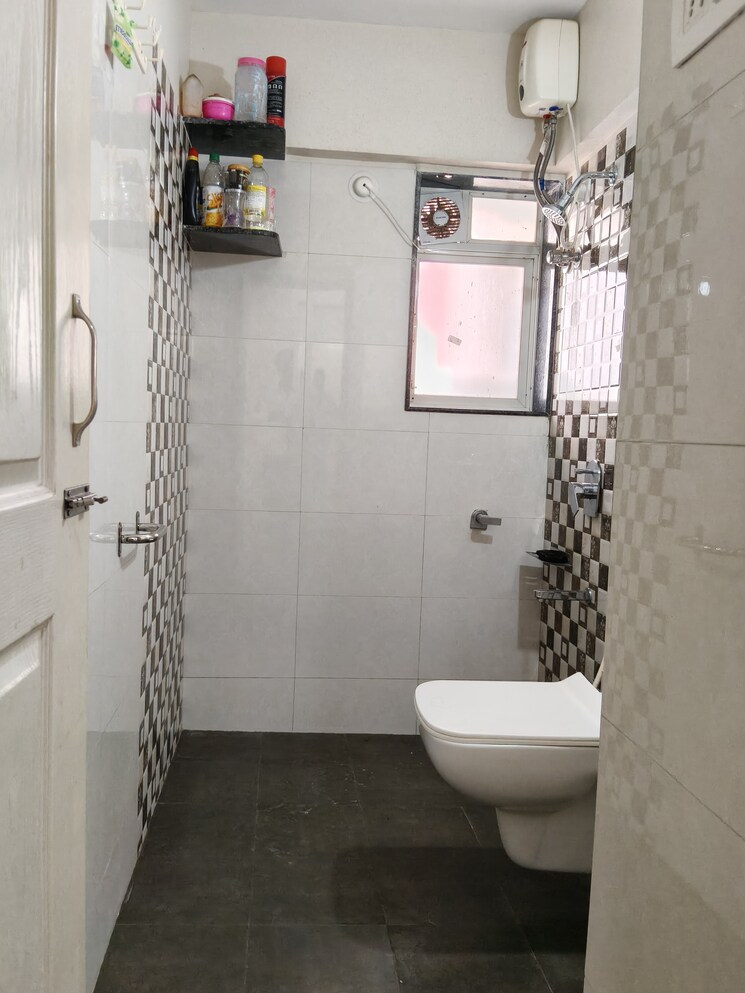 Bathroom, swaroop-residency 2.5 Bedroom 1200 Sq.Ft. Apartment In Ghatkopar East Mumbai 9703974