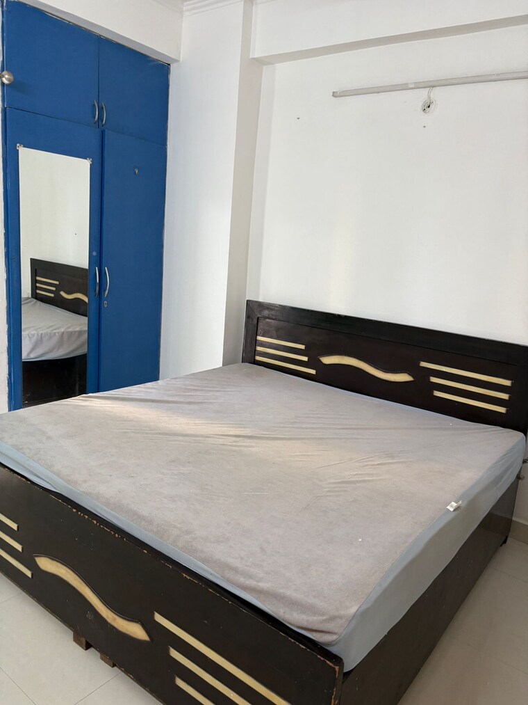 Bedroom, maxblis-white-house 2.5 Bedroom 1185 Sq.Ft. Apartment In Sector 75 Noida 9703976