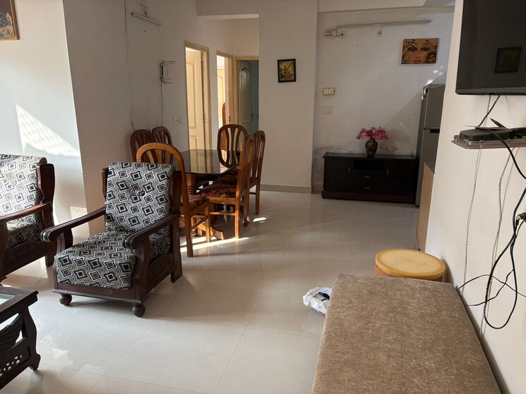 Living Room, maxblis-white-house 2.5 Bedroom 1185 Sq.Ft. Apartment In Sector 75 Noida 9703976