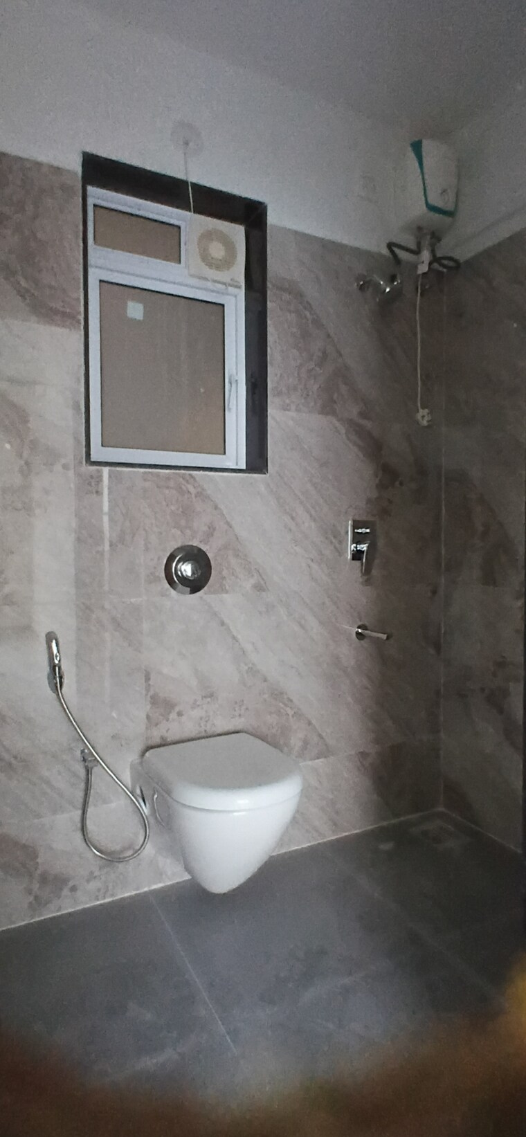 Bathroom, vl-savli-eastern-groves-phase-1b 3 Bedroom 891 Sq.Ft. Apartment In Vikhroli East Mumbai 9703990
