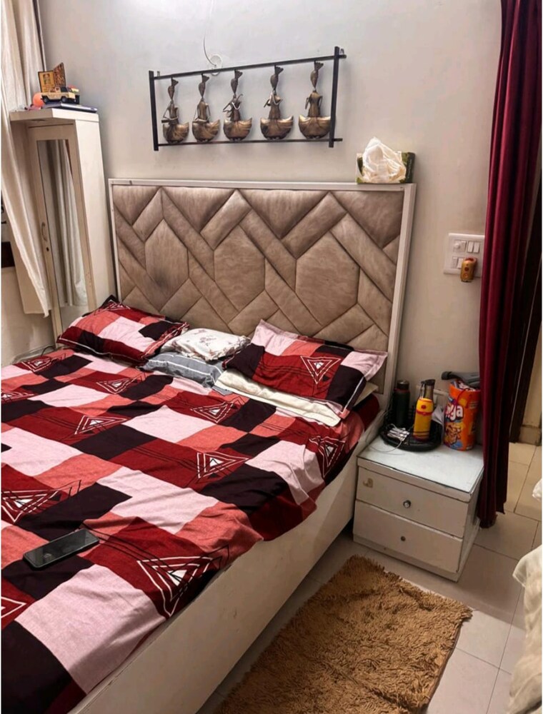 Bedroom, apex-anuradha-apartments 3 Bedroom 1100 Sq.Ft. Apartment In Paschim Vihar Delhi 9703989