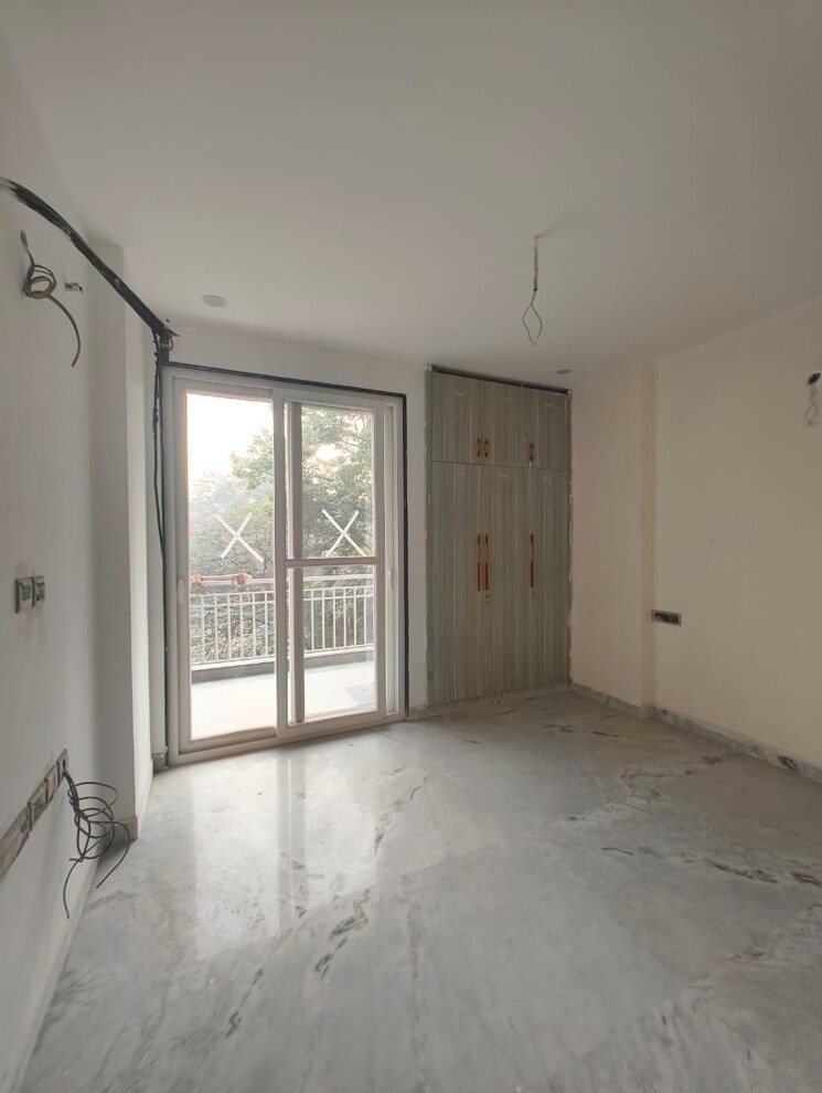 Room, chittaranjan park 3 Bedroom 160 Sq.Yd. Builder Floor In Chittaranjan Park Delhi 9703991