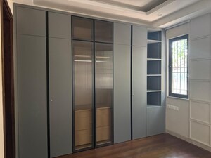 Building Lobby in 3 BHK Builder Floor at Safdarjung Enclave – for Rent