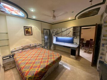 Bedroom in 3 BHK Apartment at Brindavan CHS, Andheri East – for Rent
