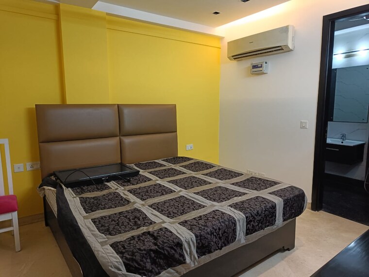 Bedroom, greater kailash i 1 Bedroom 100 Sq.Yd. Builder Floor In Greater Kailash I Delhi 9703999