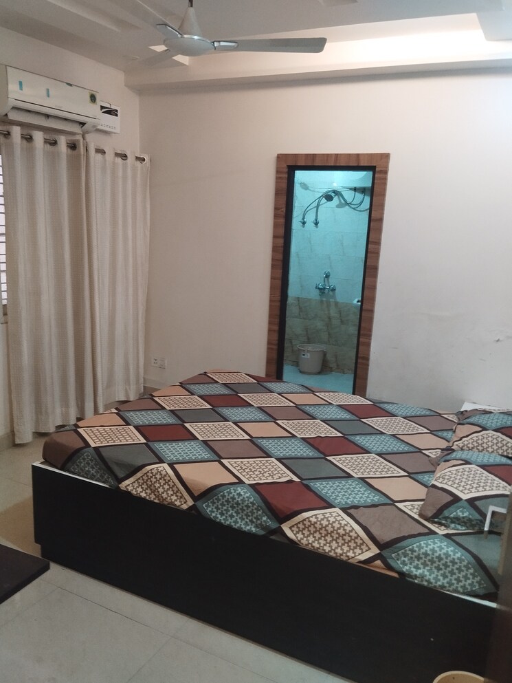 Bedroom, lda-parijaat-apartments 3.5 Bedroom 2055 Sq.Ft. Apartment In Faizabad Road Lucknow 9704007
