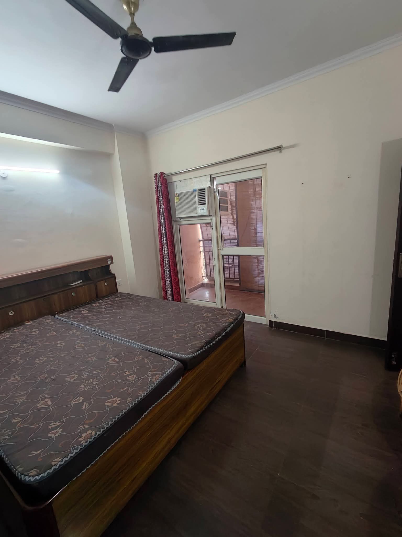 2 BHK Apartment For Rent in Gaur City 5th Avenue