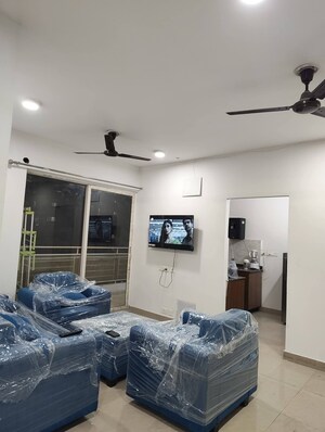 Living Room in 2 BHK Apartment at Gaur City 5th Avenue, Sector 4 Greater Noida – for Rent